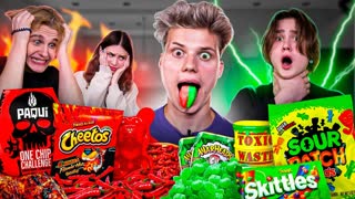 Едим Самую ОСТРУЮ vs КИСЛУЮ Еду в Мире Челлендж!